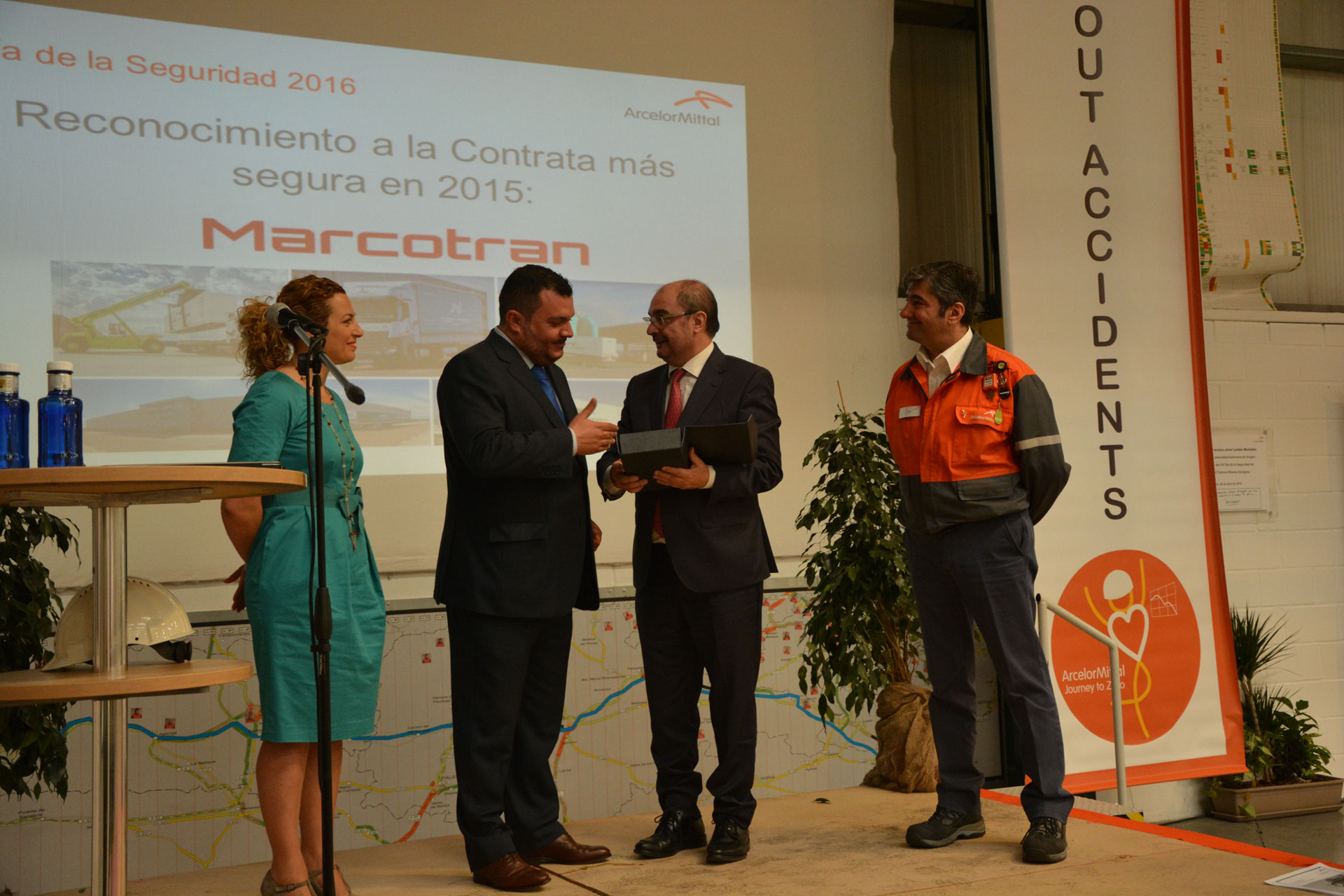 Visita_Presidente_Aragón_a_ArcelorMittal-4-web