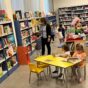 Los peluches vienen a leer a la Biblioteca de Pedrola con la Escuela Infantil Municipal