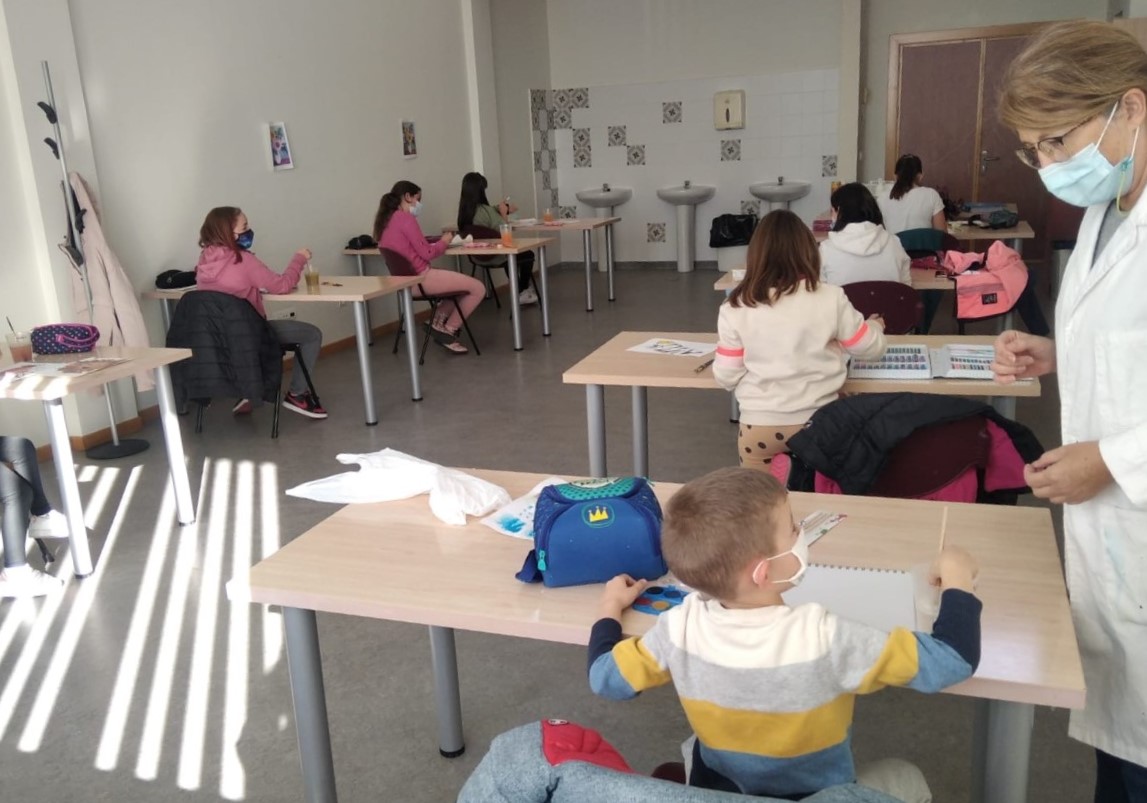 Dibujo_Pintura_Viernes_banner_Foto06