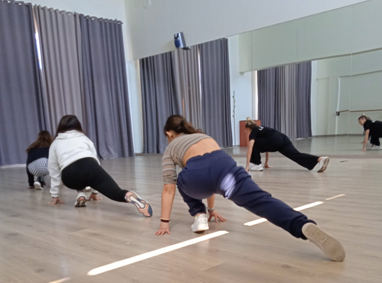 WhatsApp-Image-2024-04-20-at-12.18.00