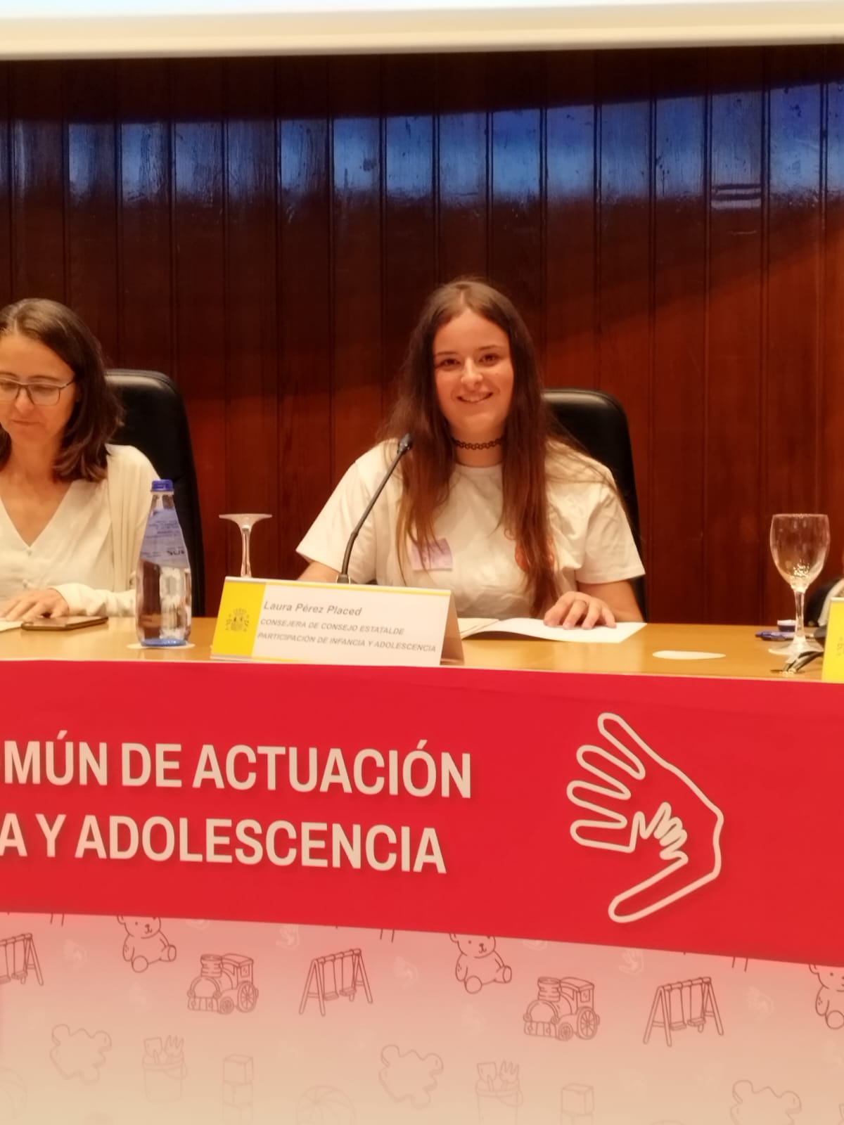 MESA_DEBATE_Consejo_Infancia_Laura_Perez_02